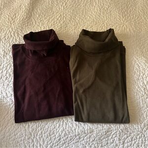Men’s Uniqlo Turtle Neck Long Sleeves Maroon & Green (2 Pack!) size M
